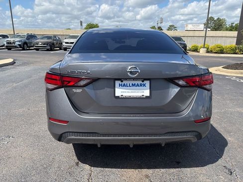 Used 2023 Nissan Sentra S image 6