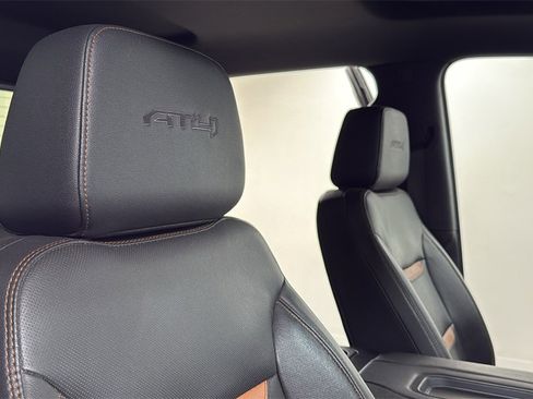 Used 2022 GMC Sierra 3500 AT4 w/ AT4 Preferred Package image 19