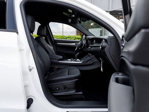 New 2025 Alfa Romeo Stelvio Sprint w/ Convenience Package image 35