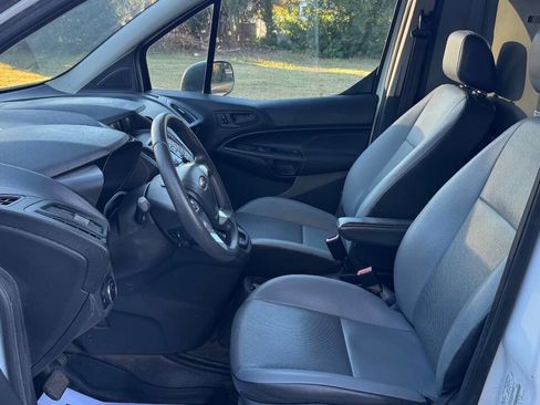 Used 2017 Ford Transit Connect XL image 11