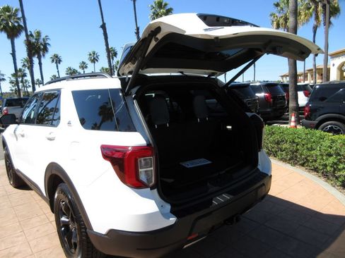 Certified 2023 Ford Explorer Timberline w/ Timberline Technology Package AWD/4WD image 27