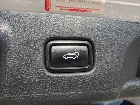 Used 2020 Hyundai Palisade SEL w/ Premium Package image 31