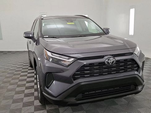 Certified 2025 Toyota RAV4 XLE AWD/4WD image 7