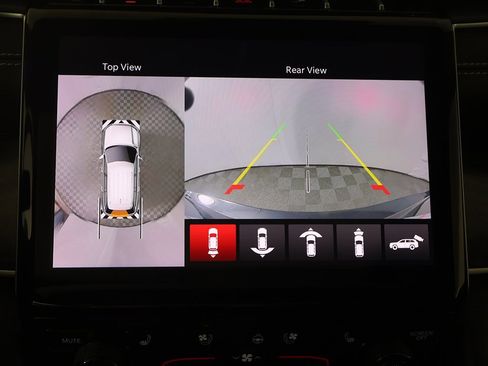 Used 2024 Jeep Grand Cherokee L Limited w/ Luxury Tech Group II image 50