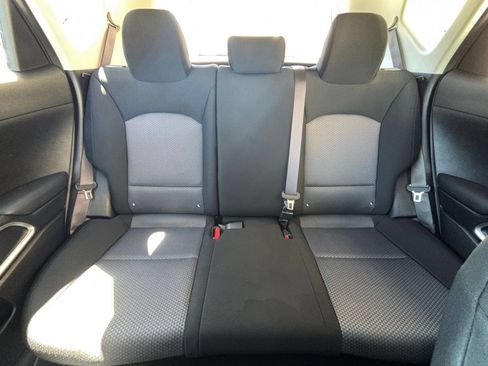 Used 2025 Kia Soul LX w/ LX Technology Package FWD image 31