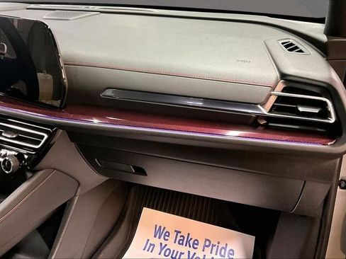 Used 2024 Chevrolet Traverse RS w/ LPO, Floor Liner Package image 27