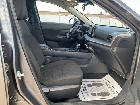 Used 2025 Nissan Kicks S w/ Charging Package FWD image 27