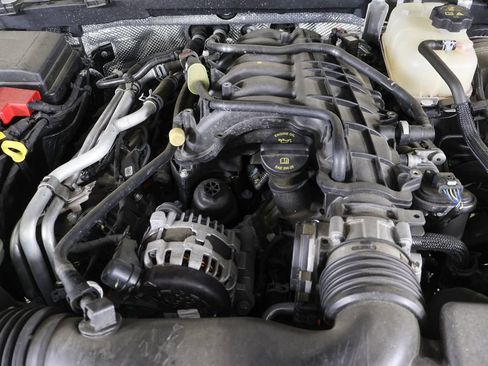 Used 2024 Jeep Wrangler Unlimited Sport AWD/4WD image 14