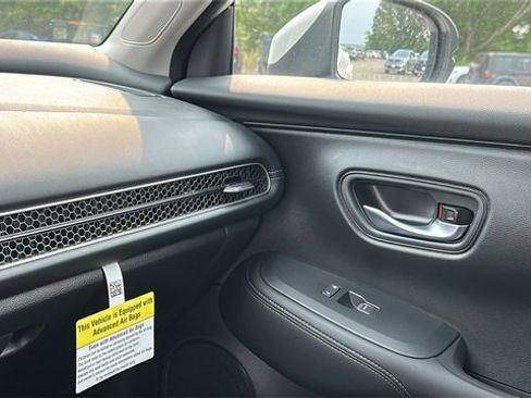 New 2026 Honda HR-V EX-L image 22