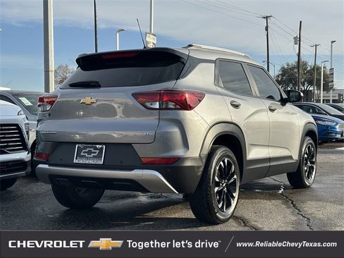 Certified 2023 Chevrolet TrailBlazer LT w/ Convenience Package image 4