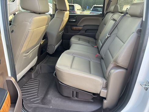 Used 2017 GMC Sierra 1500 SLT w/ SLT Premium Package RWD image 27