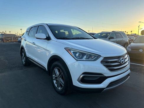 Used 2017 Hyundai Santa Fe Sport image 11