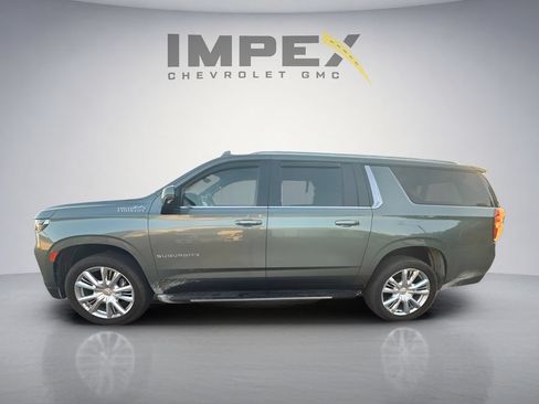 Used 2024 Chevrolet Suburban High Country w/ Max Trailering Package AWD/4WD image 2