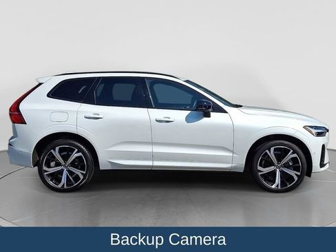 Used 2022 Volvo XC60 T8 R-Design w/ Advanced Package AWD/4WD image 9