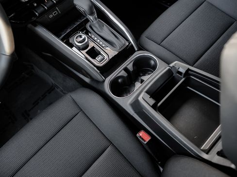 New 2026 GMC Canyon Elevation w/ Convenience Package image 28