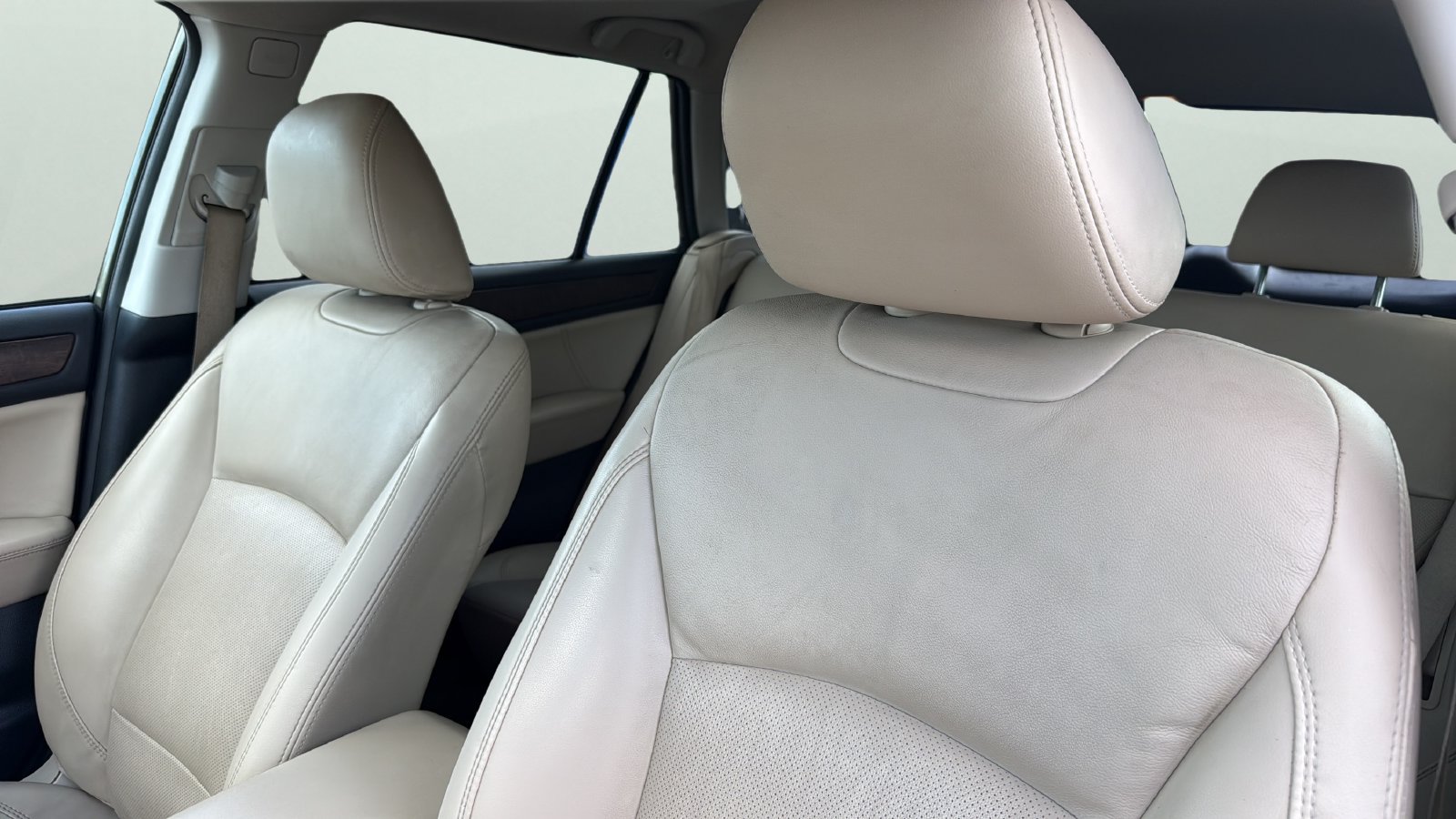 Used 2018 Subaru Outback 2.5i Limited AWD/4WD image 9