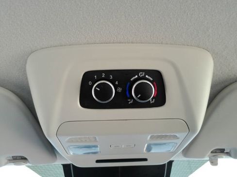 Used 2022 Ford Transit 350 XLT image 40