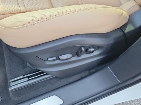 New 2026 Porsche Cayenne AWD/4WD image 24