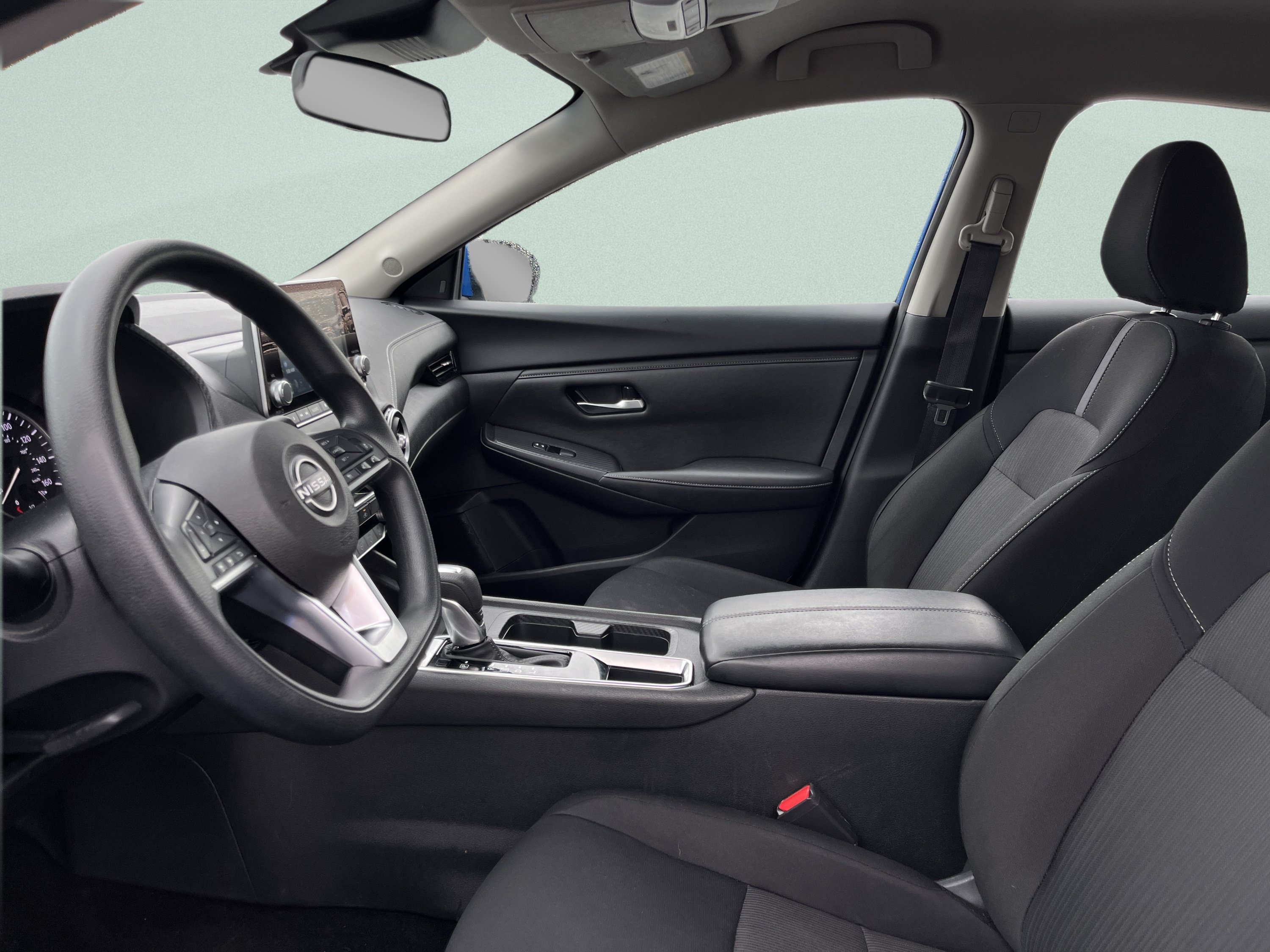 Used 2025 Nissan Sentra SV FWD image 11