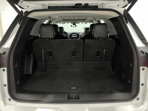 Used 2019 Chevrolet Traverse Premier w/ Driver Confidence II Package FWD image 26