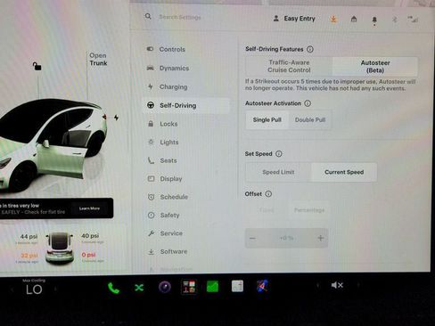Used 2024 Tesla Model Y Performance AWD/4WD image 20