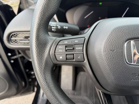 Certified 2023 Honda HR-V LX image 16