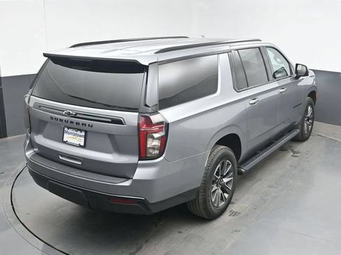 Used 2023 Chevrolet Suburban Z71 w/ Luxury Package AWD/4WD image 44