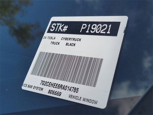 Used 2024 Tesla Cybertruck Cyberbeast image 27