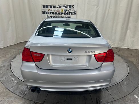 Used 2011 BMW 328i xDrive Sedan w/ Premium Pkg 2 image 8