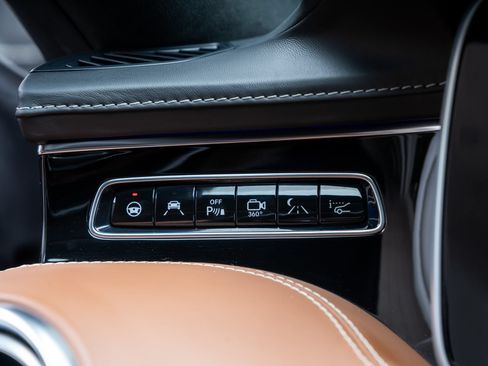 Used 2015 Mercedes-Benz S 63 AMG 4MATIC Coupe image 18