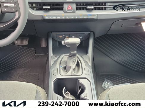 New 2026 Kia K4 FWD image 18