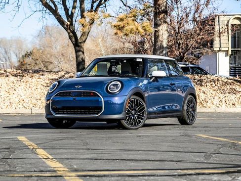 New 2026 MINI Cooper S FWD image 1