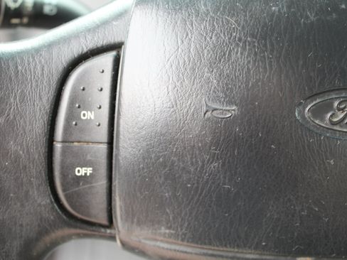 Used 1999 Ford F250 XLT AWD/4WD image 29