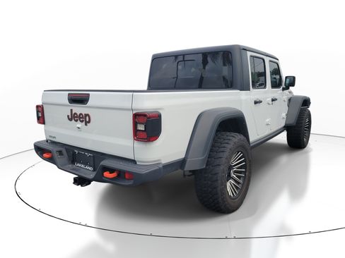 Used 2024 Jeep Gladiator Mojave AWD/4WD image 4