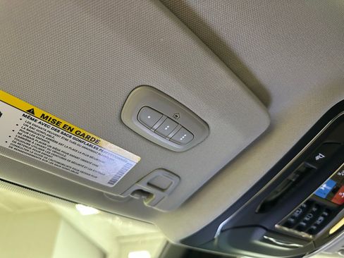 Used 2023 Jeep Grand Cherokee Limited w/ Luxury Tech Group II AWD/4WD image 35