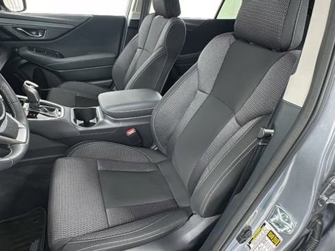 Certified 2025 Subaru Outback Premium image 11