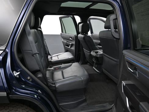 Certified 2023 Toyota Sequoia Platinum AWD/4WD image 34