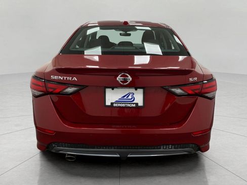 Used 2022 Nissan Sentra SR w/ Electronics Package image 4