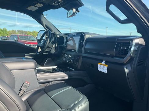 New 2026 Ford F250 Platinum image 11