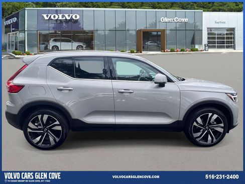 Certified 2025 Volvo XC40 B5 Ultra w/ Protection Package Premier image 3