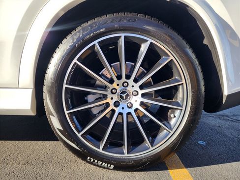 Used 2023 Mercedes-Benz GLE 350 4MATIC w/ AMG Line Exterior image 20