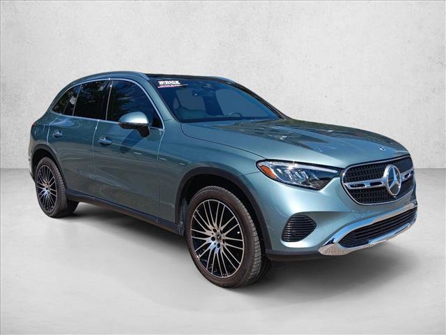 Certified 2025 Mercedes-Benz GLC 300 image 3