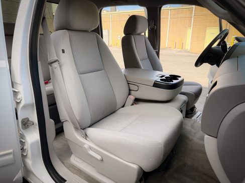 Used 2011 GMC Sierra 1500 4x4 Crew Cab Hybrid image 19