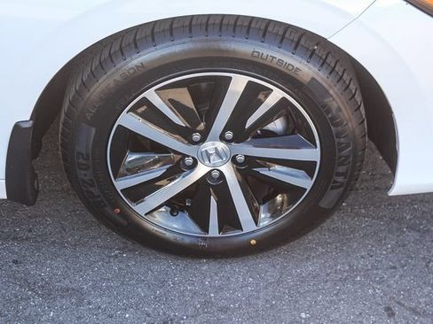 Used 2024 Honda Civic LX image 12