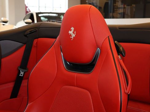 Certified 2022 Ferrari Portofino M M image 76