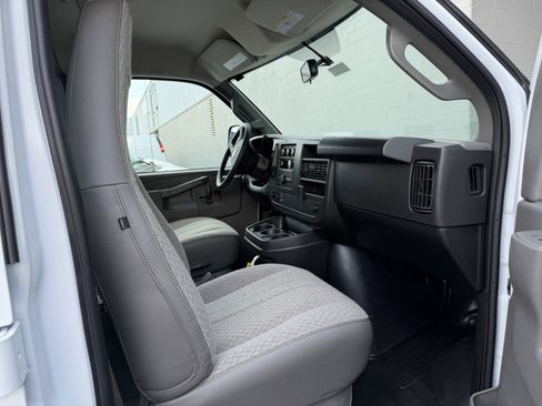 New 2026 Chevrolet Express 3500 Extended RWD image 22