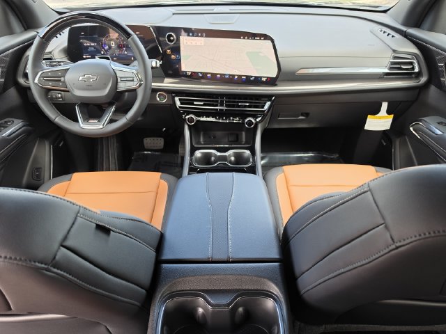 New 2027 Chevrolet Traverse Z71 w/ Enhanced Driving Package AWD/4WD image 16