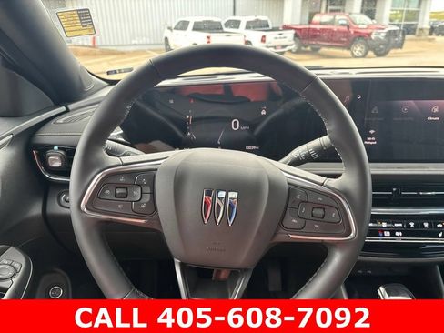 Used 2026 Buick Envista Avenir FWD image 17