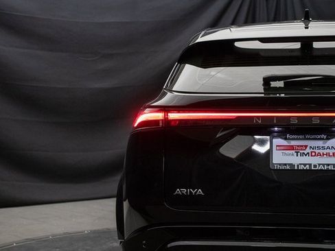 Used 2024 Nissan Ariya AWD image 12