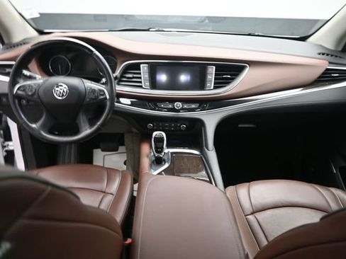 Used 2019 Buick Enclave Avenir w/ Avenir Technology Package AWD/4WD image 22